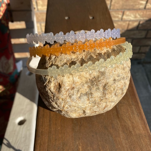 3 Color Changing Headbands - Picture 2 of 4